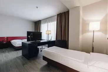 Отель Continental