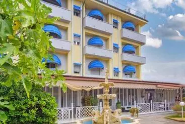 Bh Colombo Hotel Boschetto Holiday