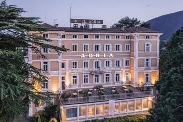هتل Adria