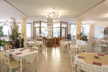 Lola Piccolo Hotel E Appartamenti