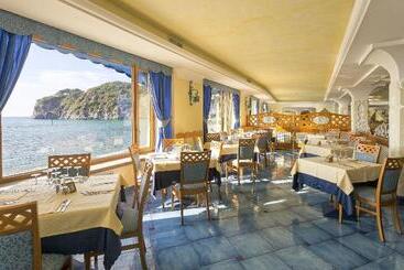 هتل Terme Tritone Resort & Spa