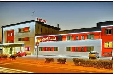 Отель Italia