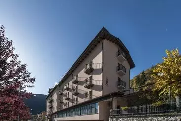 בית מלון כפרי Albergo Miramonti