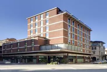 בית מלון כפרי City