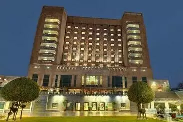 호텔 Jaypee Vasant Continental