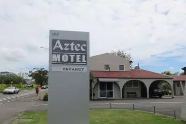 Aztec Motel