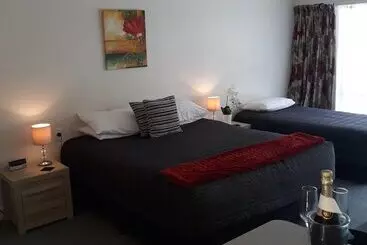 Bay Of Islands Country Lodge Motel