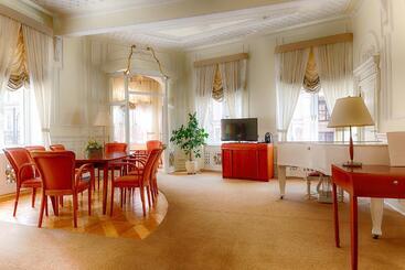 Focus Hotel Premium Pod Orłem