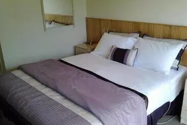 فندق على الطريق Avondale Motor Inn