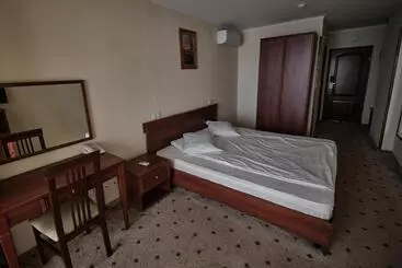 هتل Uzhgorod