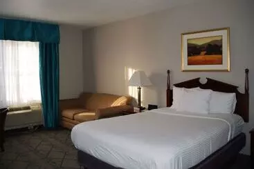 فندق Baymont By Wyndham Effingham