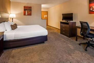 Отель Best Western Green Bay Inn And Conference Center