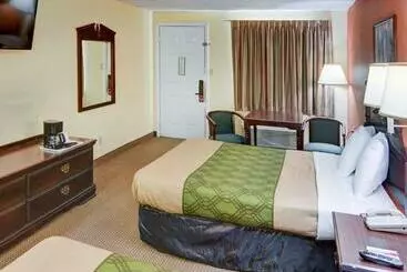 Отель Econo Lodge Marshall