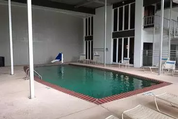 فندق Plantation Inn