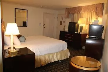 Bedford Plaza Hotel   Boston