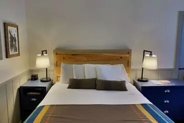 فندق Bright Angel Lodge – Inside The Park