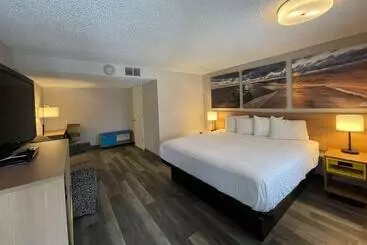 호텔 Days Inn And Suites By Wyndham Port Huron