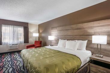 فندق Quality Inn Cedar Rapids South
