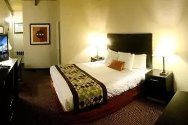 Motelli Thunderbird Lodge