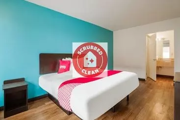 فندق St. Louis Lambert Airport