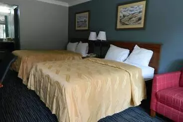 בית מלון כפרי Travel Inn Atlanta