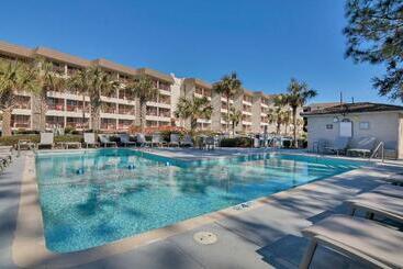 Hilton Head Island Beach And Tennis Resort