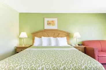 酒店 Days Inn By Wyndham Washington