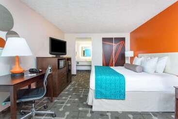 בית מלון כפרי Howard Johnson By Wyndham Ocala Fl I 75