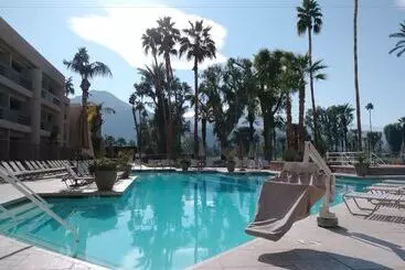 Indian Wells Resort