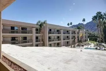 Indian Wells Resort