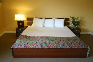 Seaport Marina Hotel