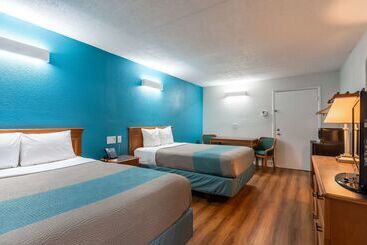 Motel 6 North Little Rock, Ar   Mccain