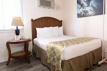 호텔 Pacific Marina Inn