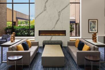 בית מלון כפרי Sheraton Norfolk Waterside