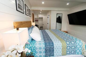 Motel Pelican Post At Anna Maria Island Inn