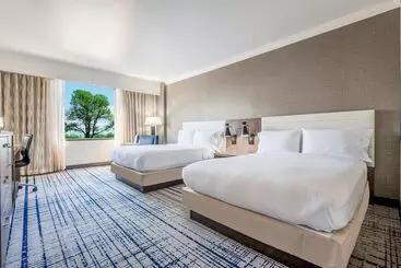 هتل Doubletree By Hilton South Charlotte Tyvola