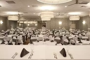 Отель Holiday Inn Rock Island Quad Cities, An Ihg