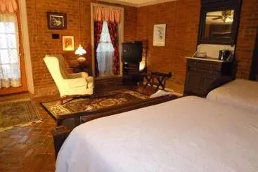 Corners Mansion Inn A Bed And Breakfast