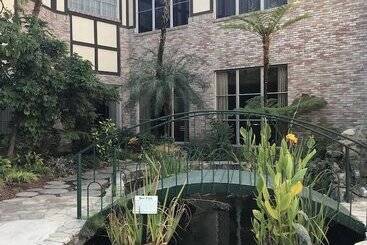 فندق Anaheim Majestic Garden