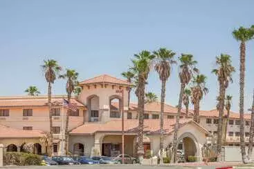 酒店 Ramada By Wyndham Barstow