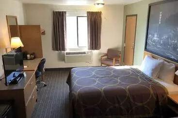 בית מלון כפרי Super 8 By Wyndham Bend