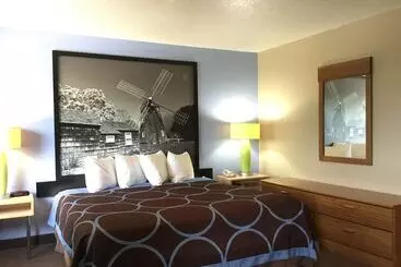 Motel Super 8 By Wyndham Newburgh/west Point Stewart Intl Airport