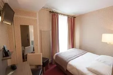 ホテル Eiffel Kensington