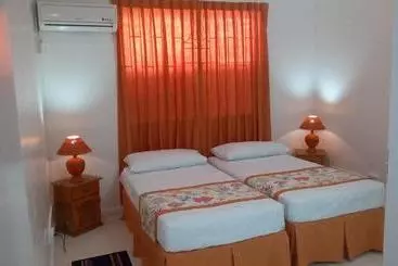 آپارتمان‌های توریست‌ها Nautilus Beach Apartments