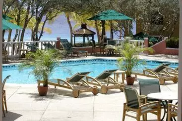 Resort Harbour Village Beach Club