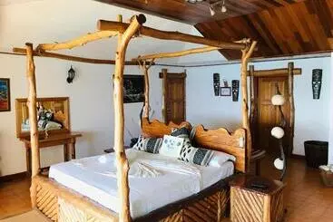 هتل Patatran Village