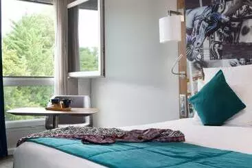 هتل Mercure Château De Fontainebleau