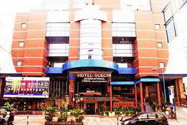 בית מלון כפרי Soechi International Medan