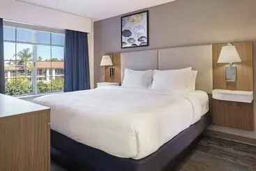 هتل City Express by Marriott Santa Ana/Orange County Airport