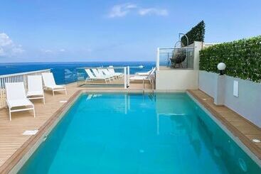 ホテル The Diplomat